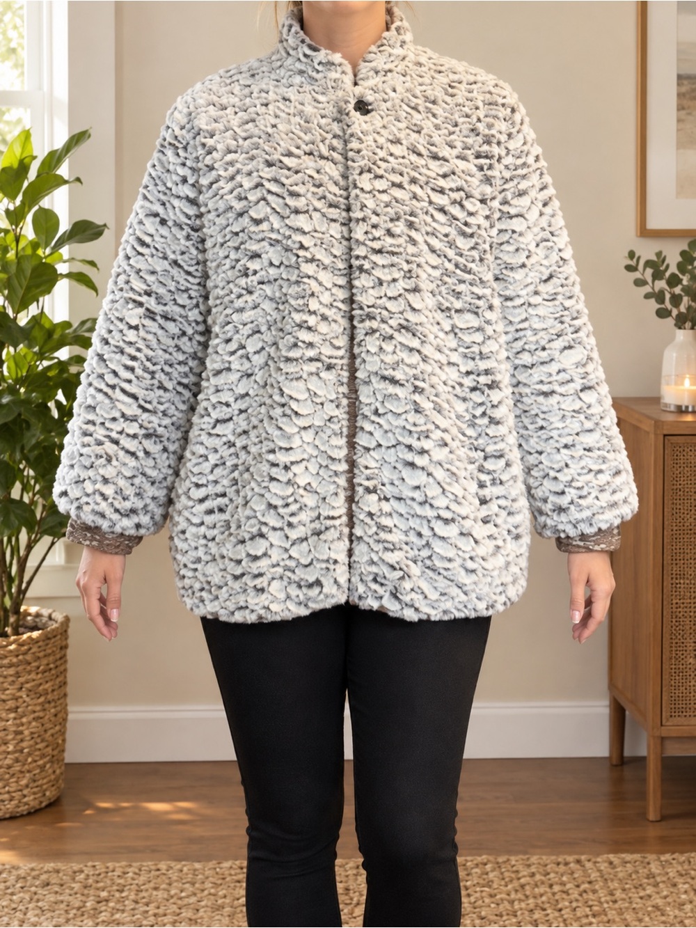 Alfred Dunner Light Gray Plush Teddy Jacket medium/large.
